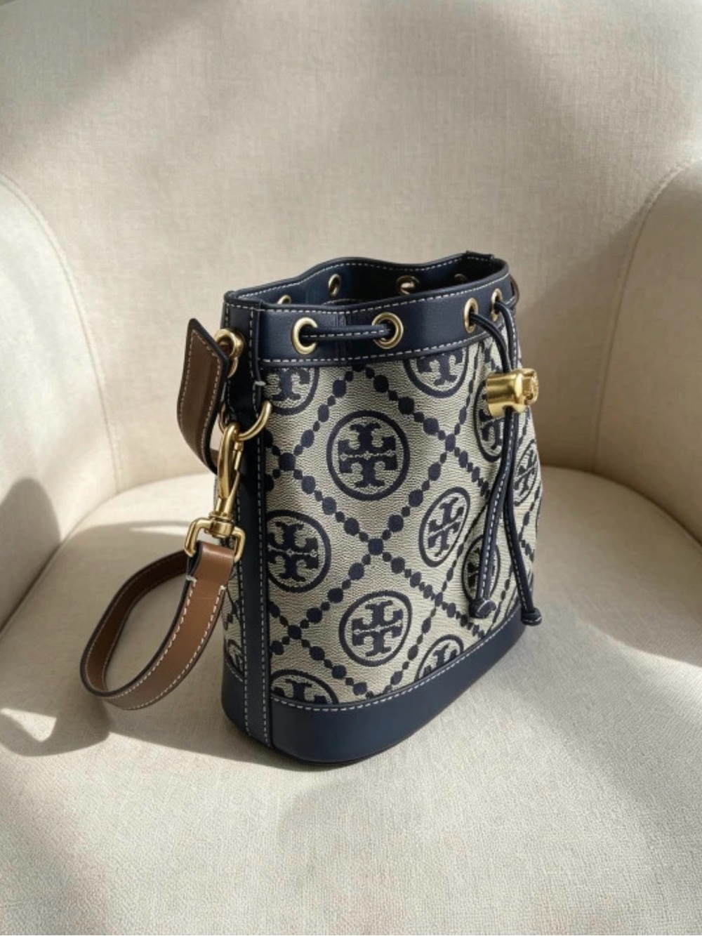 Tory Burch Mini Bucket Bag